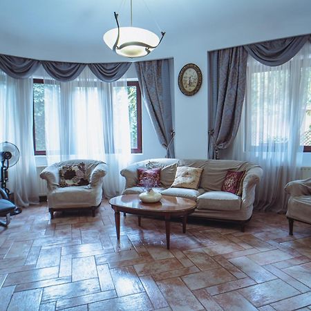 Luxuria Central Villa بوخارست المظهر الخارجي الصورة